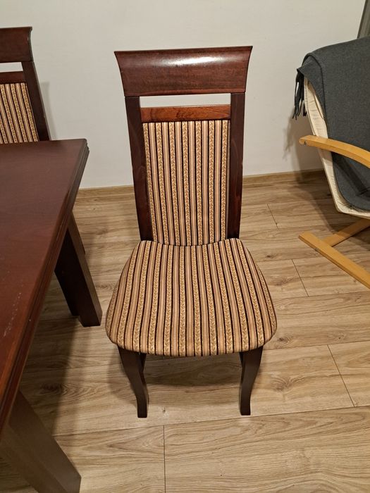 Stół i 8 krzeseł 160/200