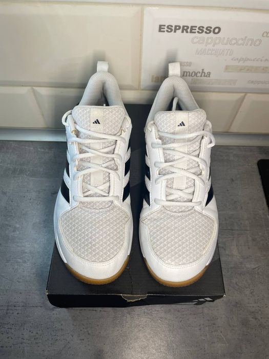 Волейбольні кросівки Adidas Ligra 7 M
