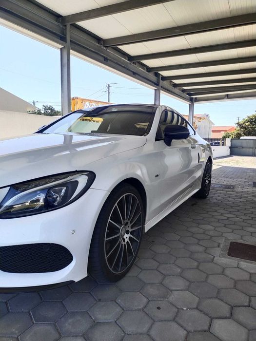 Mercedes C220d Coupé de 2017 9G com 151.000 km