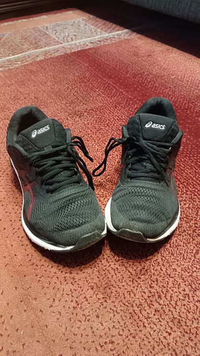 Кросівки ASICS 44 розмір