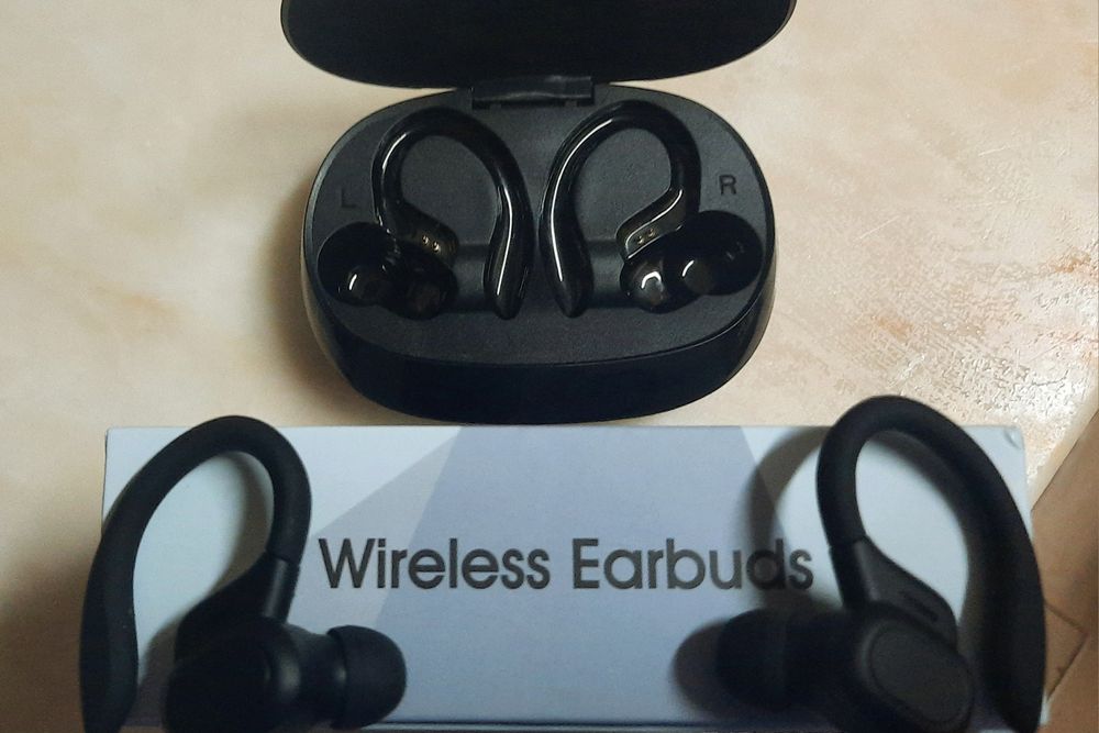 Auriculares sem Fio Novos na Caixa SP16