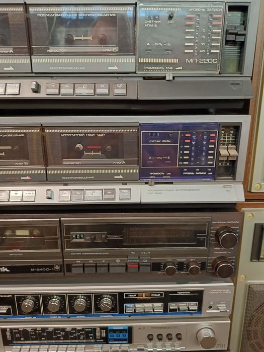 Продам Музыкальную аппаратуру Маяк,,Вега,Нота,Pioner,Panasonicи Radiotehnika