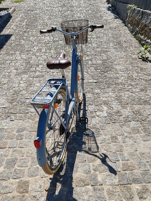 Bicicleta semi nova Decathlon Mulher