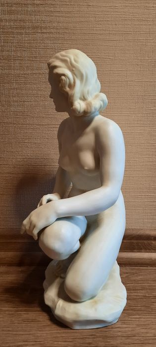 Редкая статуэтка "Обнаженная" Scheibe-Alsbach Otto Poertzel (1876 - 1963) Германия. Смотрите все мои объявления.