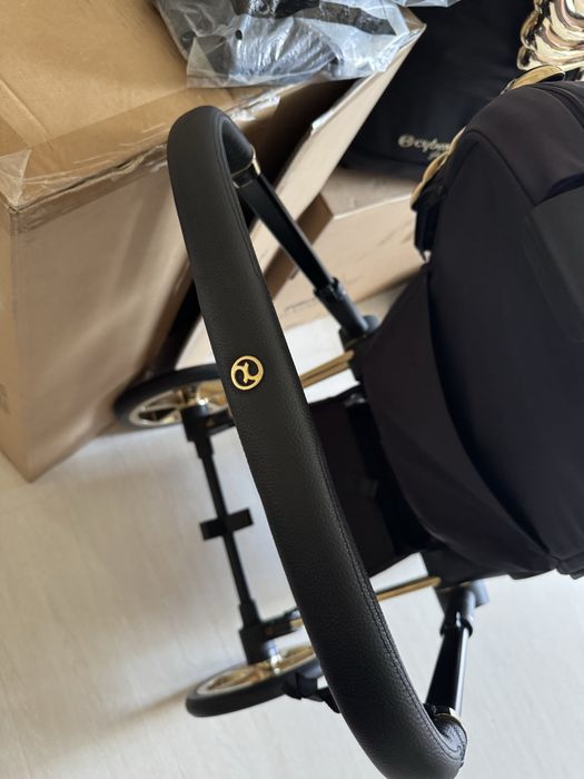 Продам коляску Cybex Priam 2 в 1