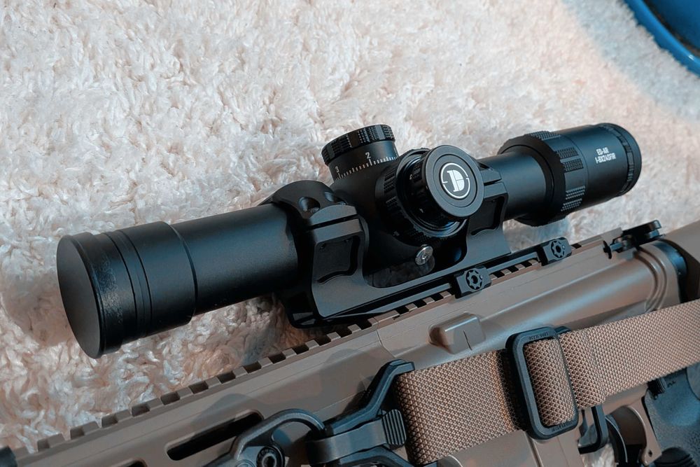Приціл Discovery Optics ED-AR 1-8x24 SFIR FFP + Моноблок Leapers