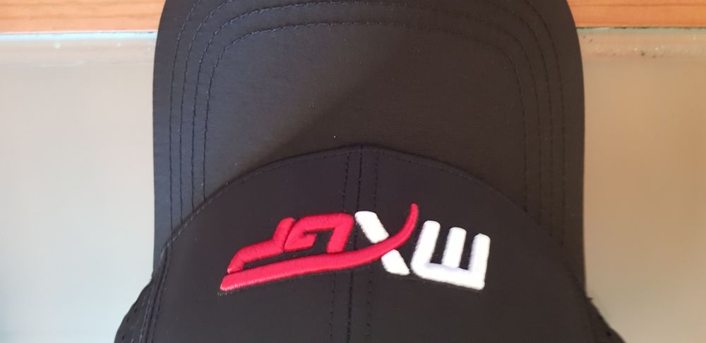 Boné MXGP original novo