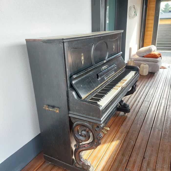 Pianino marki W. BIESE używane