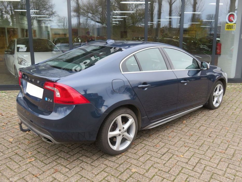 Volvo S60, versao D4, 2015, como novo, 210.000kms