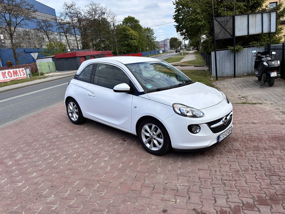 Opel adam rok 2017 poj 1.2 przeb 111tys