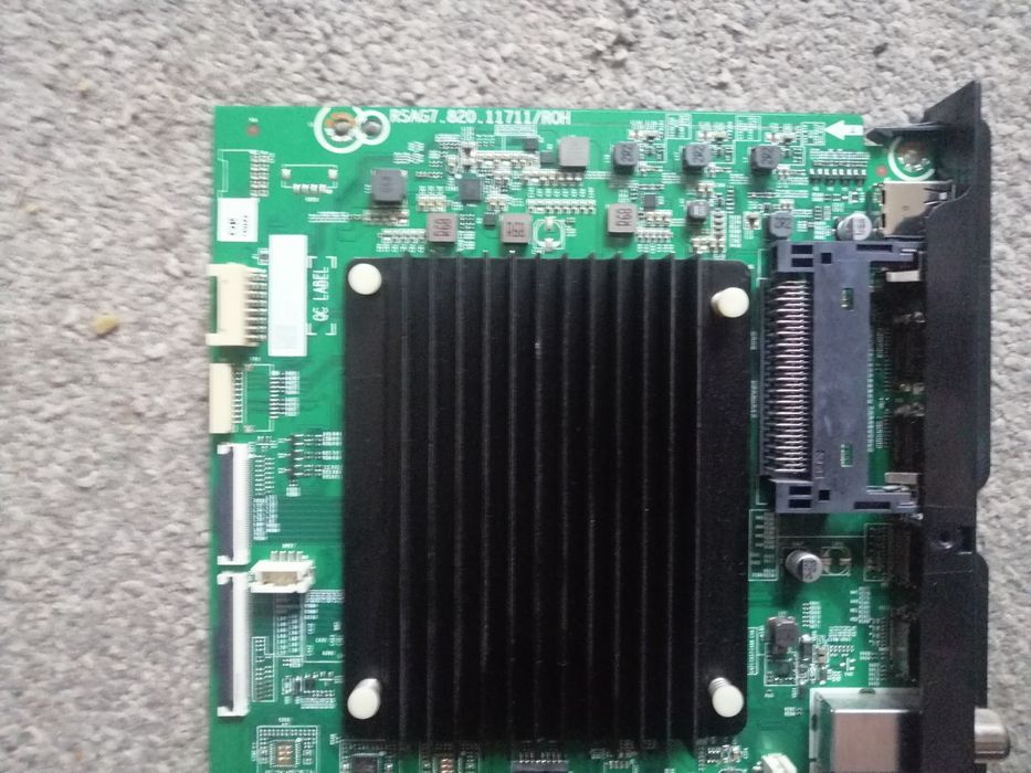 Продам плати від телевізора hisense 55 u7hq