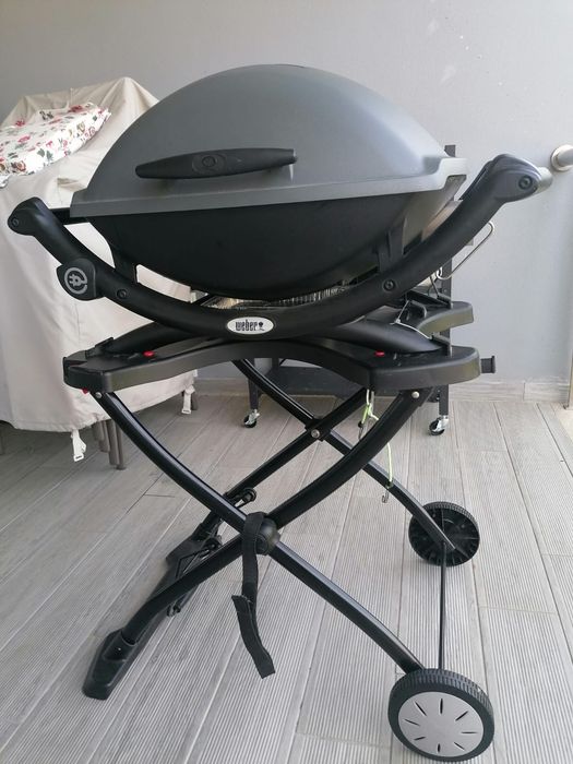 Grelhador Elétrico Weber Q2400 + Acessórios