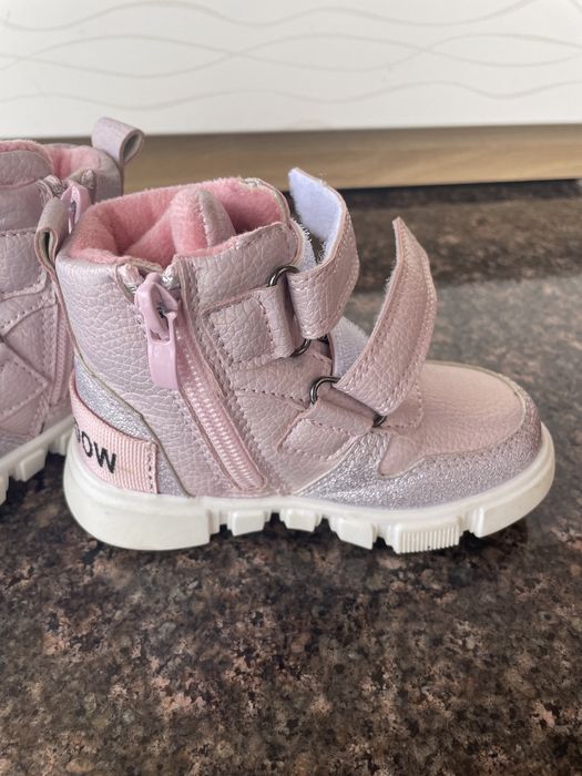 Кросівки хайтопи для дівчинки 23 розмір