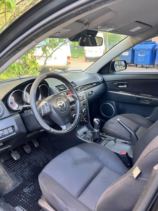 Продам mazda 3  2007г