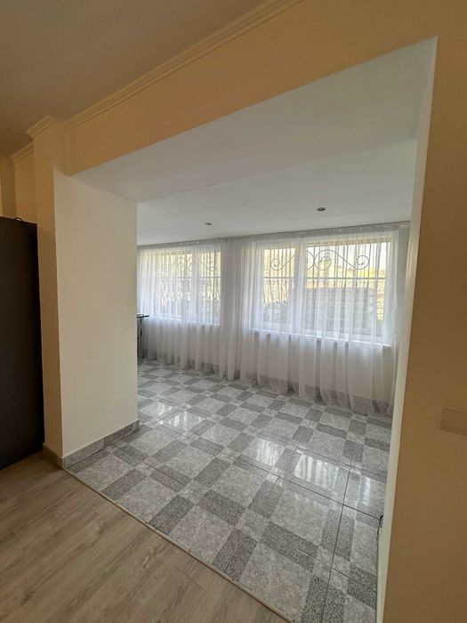 Здається 1-кімнатна квартира в центрі на початку вулиці Коновальця