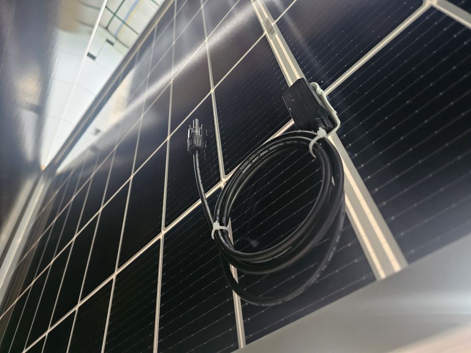 Сонячні панелі двосторонні 435w сонячна панель