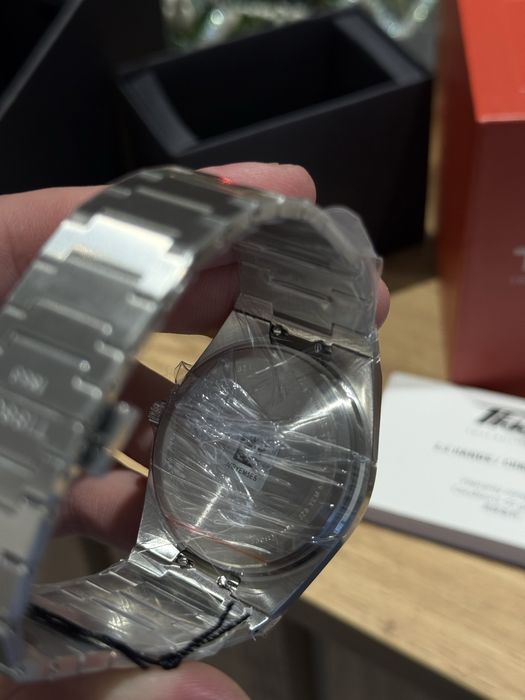 Годинник TISSOT PRX T137.410.11.041.00 • Новий • із США
