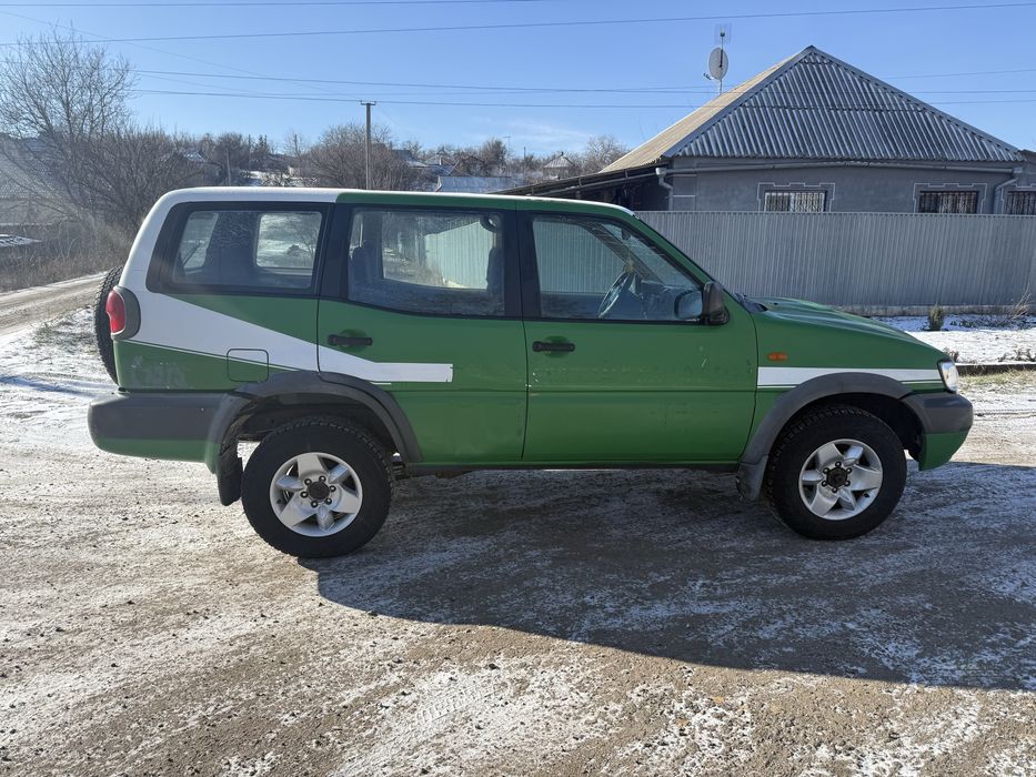 Ниссан Терано. Nissan Terrano 2,7 турбо дизель.