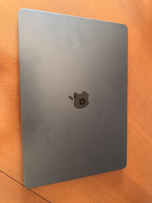 Macbook Air 15 M2 256/8 Komplet, Stan Idealny