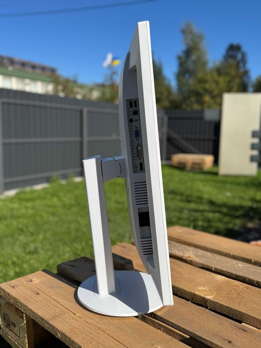 Fujitsu B24-8 TE Pro IPS 24"FHD\офісний монітор\HDMI,DisplayPort,VGA