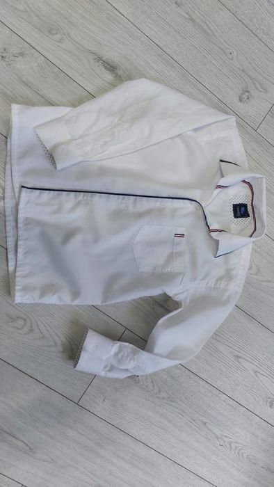 Sprzedam koszule chłopięca roz 116