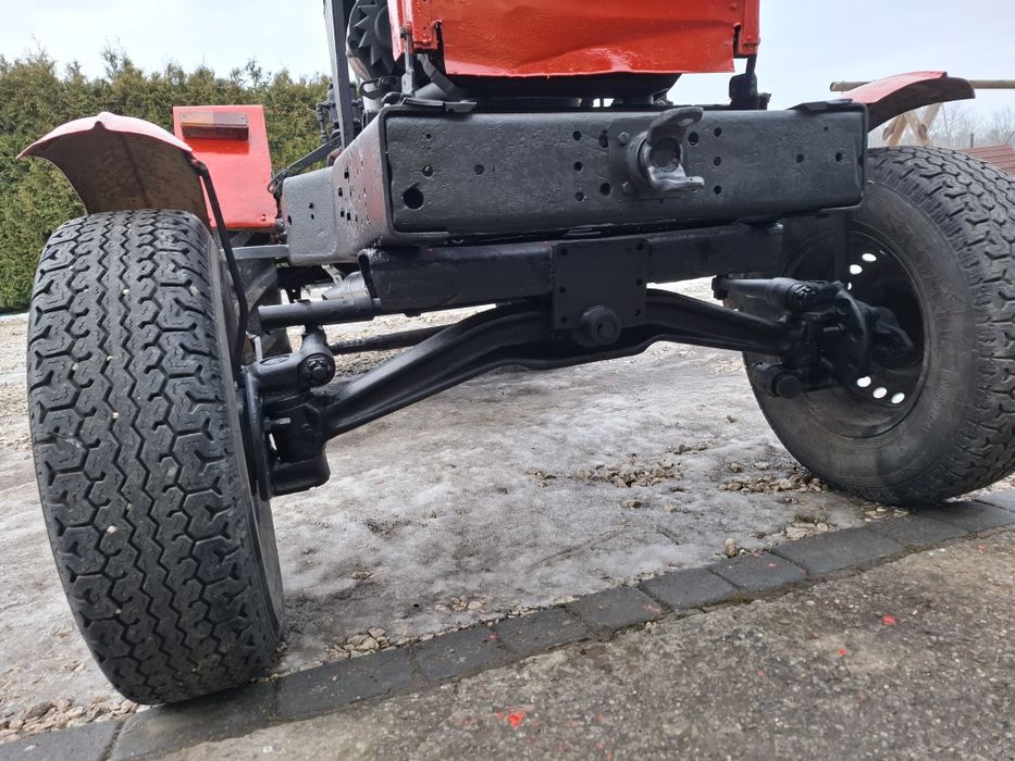 Traktorek sam ciagniczek sam