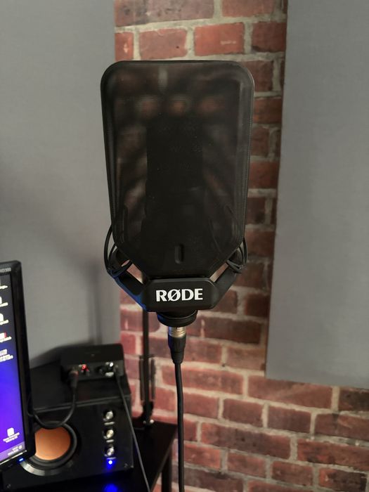 RODE Complete Studio Kit: Mikrofon NT1 + Interfejs AI-1