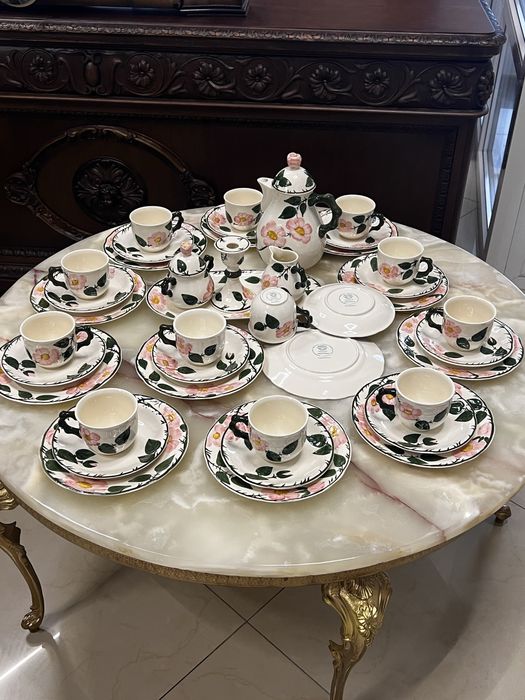 Сервіз на 12 персон «Дика троянда« Villeroy & Boch . Німеччина.