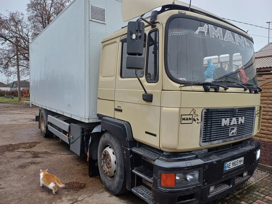 Ман фургон 19414