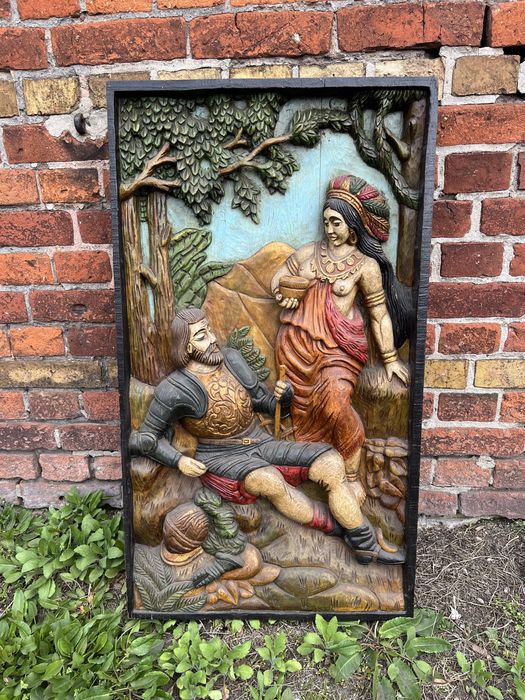 Płaskorzeźba Pocahontas i John Smith