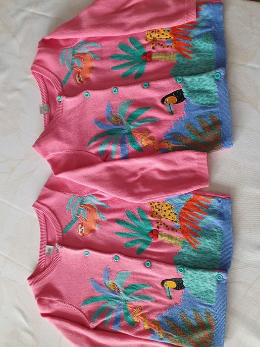 Sweterki dla bliźniaczek