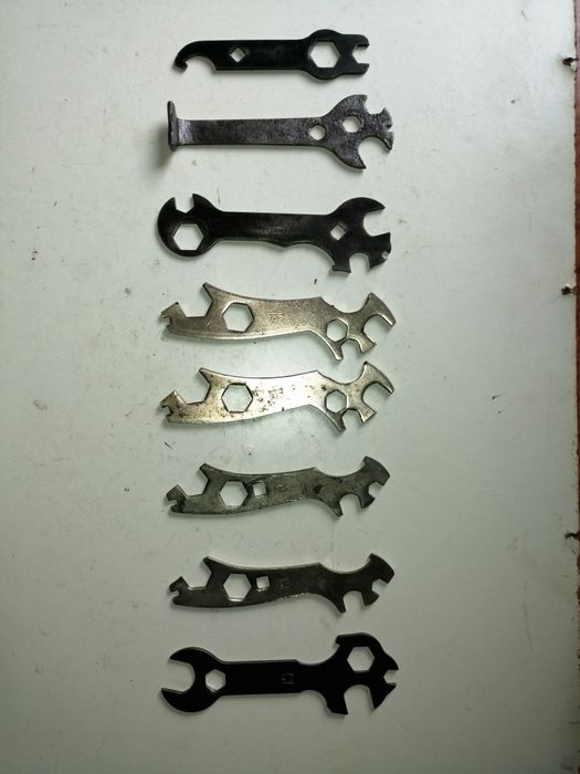 Stare klucze rowerowe ZZR