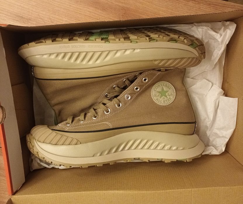 Buty Converse.               .