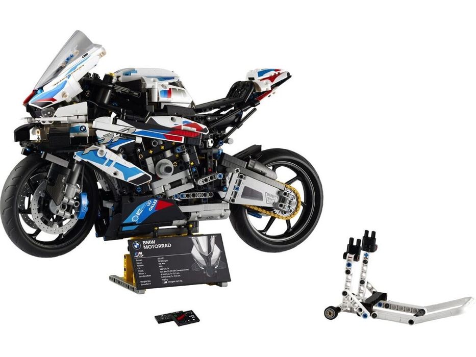 Конструктор Technic BMW M 1000 RR 1920 деталей в коробці