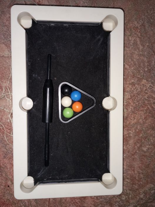 Детский бильярд.