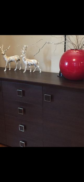 Elegancka Komoda ciemno brazowa