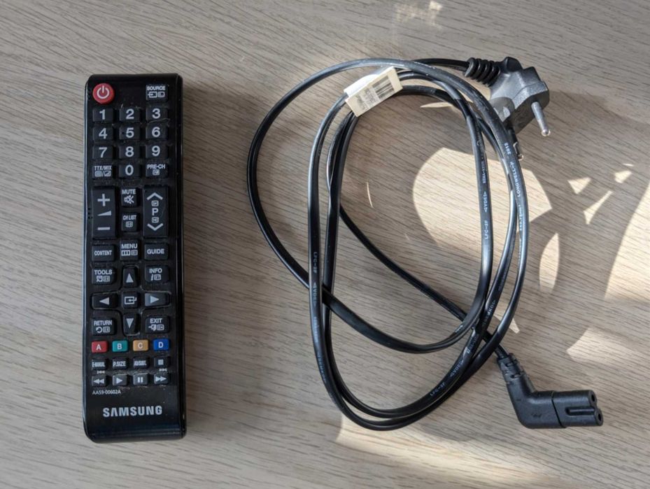 Telewizor Samsung 32" UE32EH5000W