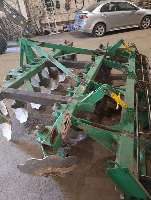 Продам --Дископлуг АГ-2.7-20..Білоцерківмаз.