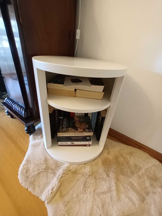 Invulgar Mesa de Apoio