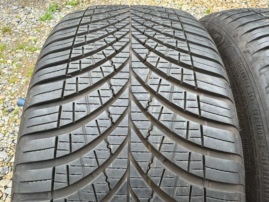 Opony 235/40R19 GoodYear Wielosezon 2szt