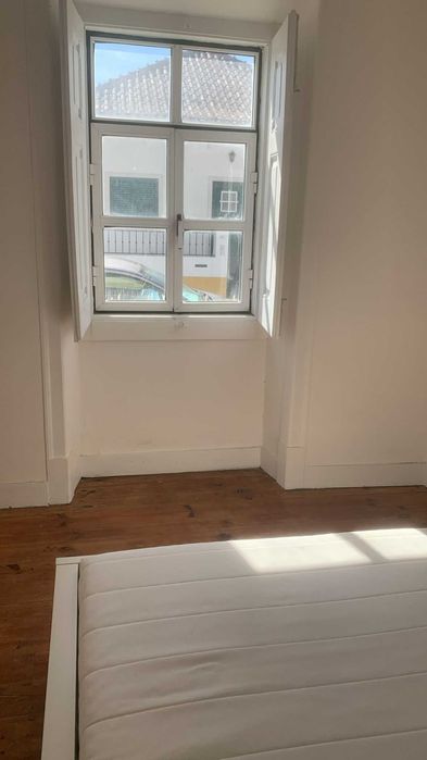 ALUGO quartos, São João Baptista, 5 minutos da estacão - Entroncamento