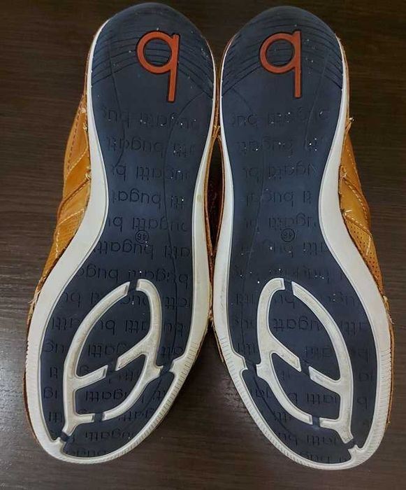 Мокасини   Bugatti