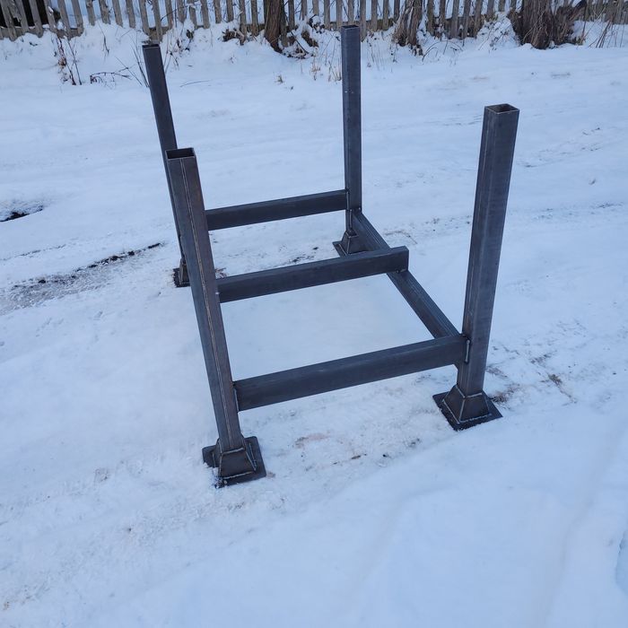 Kosz transportowy do rusztowań