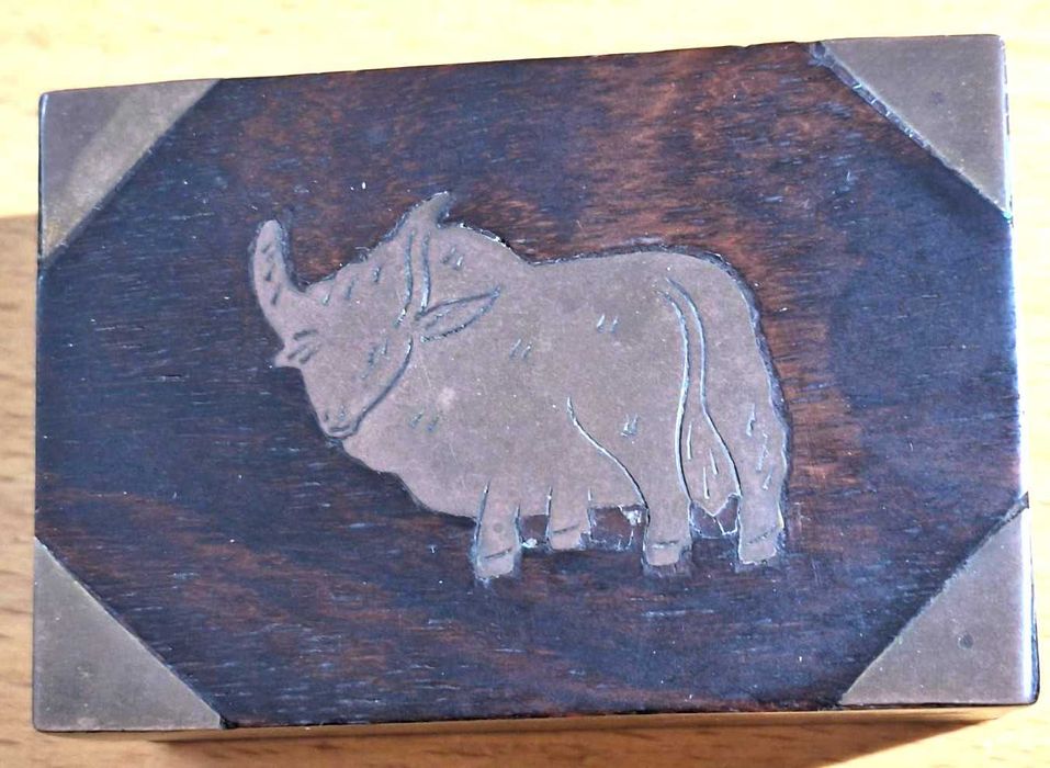 Caixa retangular vintage em madeira de jacarandá