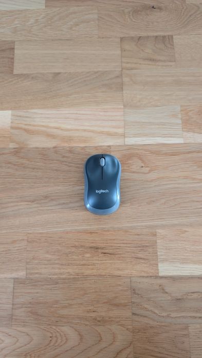 Myszka bezprzewodowa Logitech M185 - sprawna z odbiornikiem
