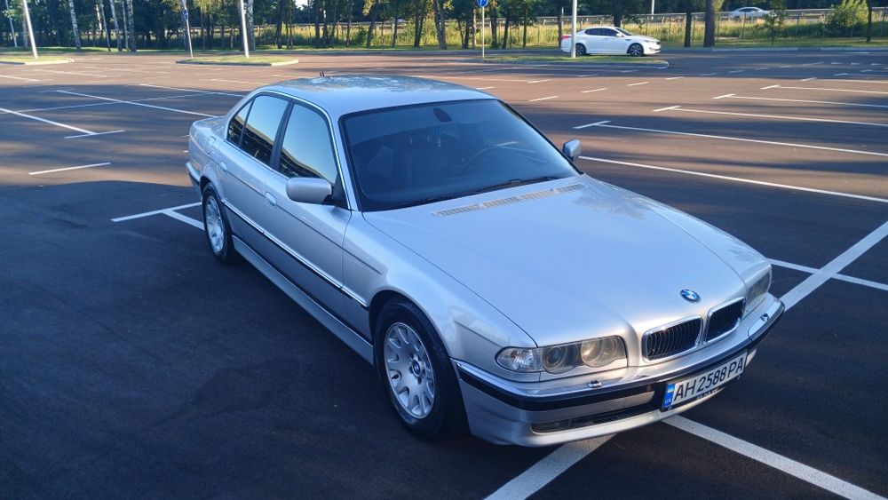 Продам BMW E38 730 M57