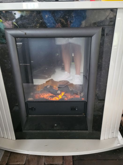 Kominek elektryczny