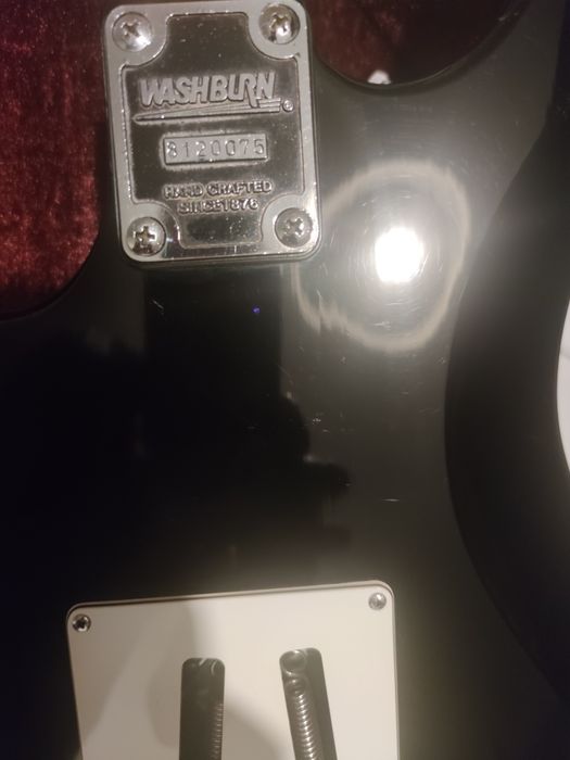 Guitarra Washburn Mercury mg230