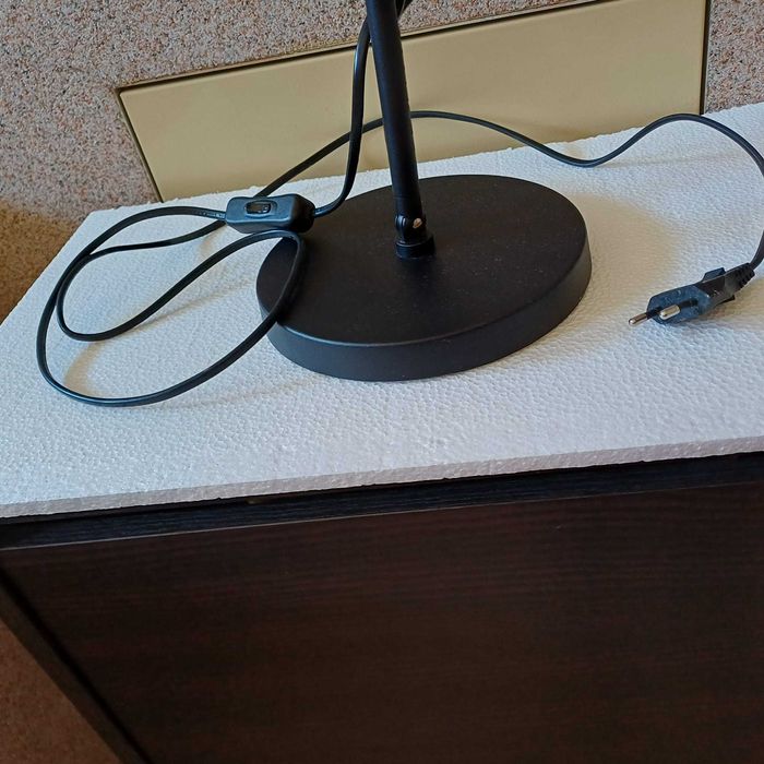 Candeeiro secretária IKEA FINNSTARR