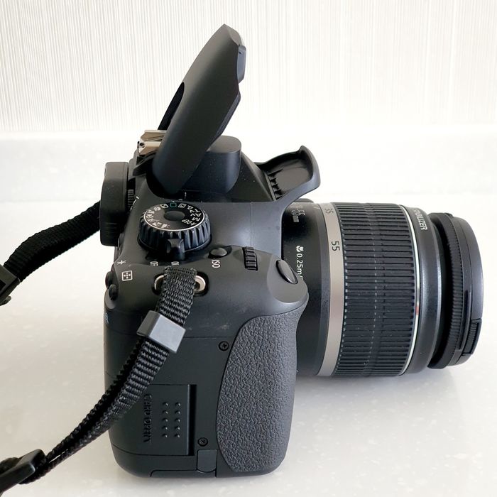 Фотоаппарат Canon EOS 550D